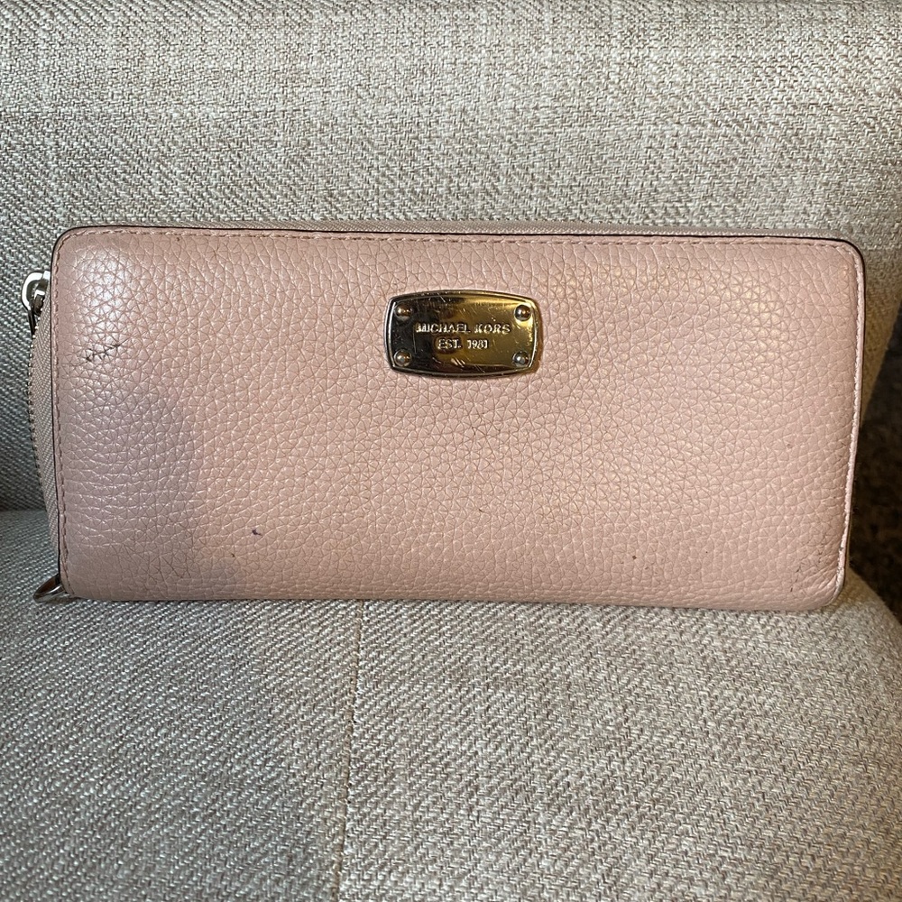 Michael Kors Pebble Leather Wallet